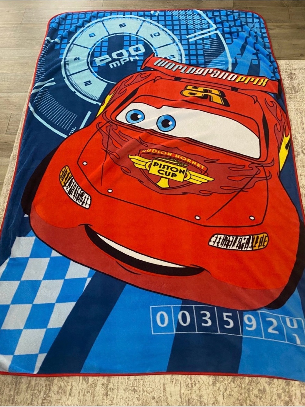 Disney Pixar Cars Lightning McQueen Throw Blanket 90” x 60”